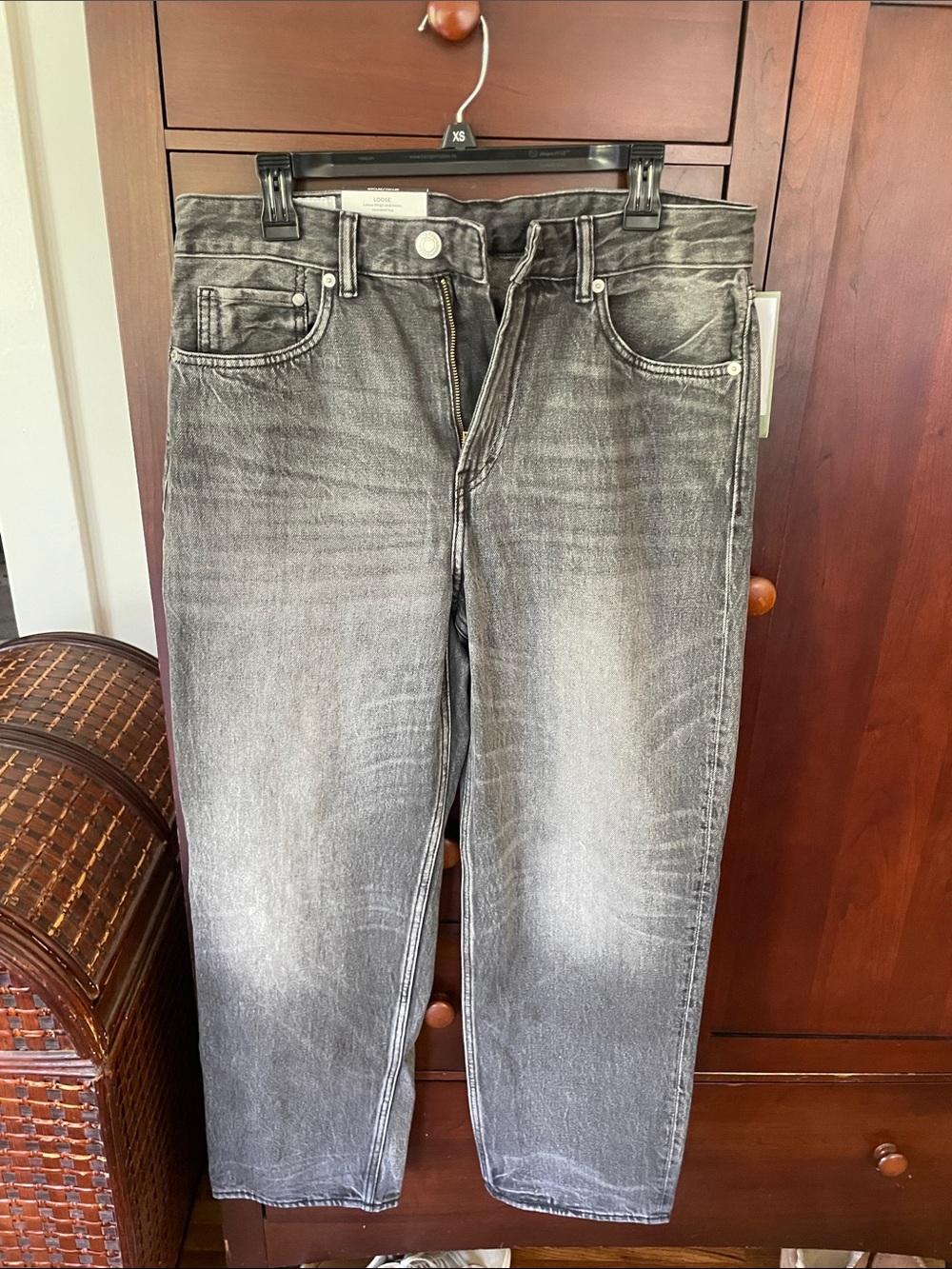 H&M dark gray jeans, 31x32, NWT